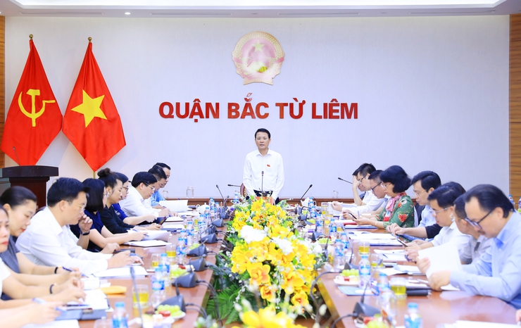 Giám sát việc thực hiện kế hoạch phát triển kinh tế - xã hội 5 năm 2021-2025 tại quận Bắc Từ Liêm- Ảnh 1.