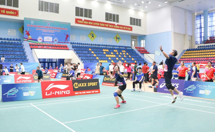 Giải cầu lông lãnh đạo thành phố Hà Nội mở rộng năm 2024 thành công tốt đẹp- Ảnh 3.