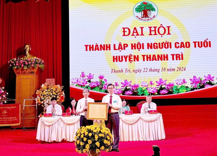 Đại hội thành lập Hội Người cao tuổi huyện Thanh Trì thành công rực rỡ- Ảnh 4.