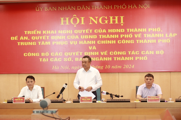 Triển khai quyết định thành lập Trung tâm Phục vụ Hành chính công Thành phố- Ảnh 4.