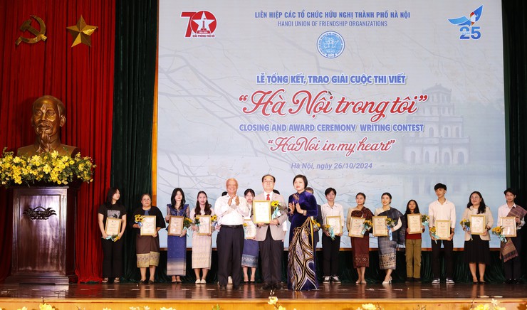 Trao giải Cuộc thi viết “Hà Nội trong tôi”- Ảnh 5.
