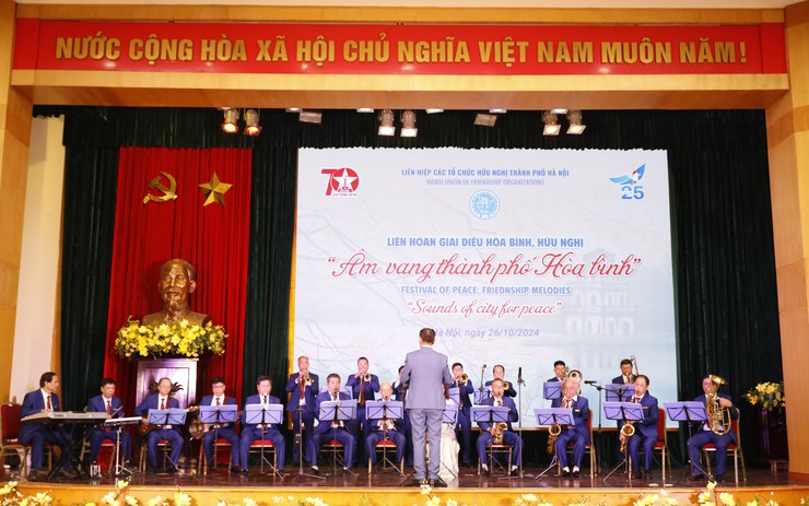 Trao giải Cuộc thi viết “Hà Nội trong tôi”- Ảnh 6.