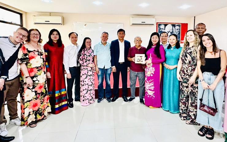 Hanoi looks to strengthen its collaboration with Rio de Janeiro- Ảnh 1.