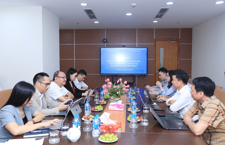 Hà Nội - Bắc Giang: Chia sẻ kinh nghiệm trong ứng dụng công nghệ thông tin phục vụ người dân và doanh nghiệp- Ảnh 1.