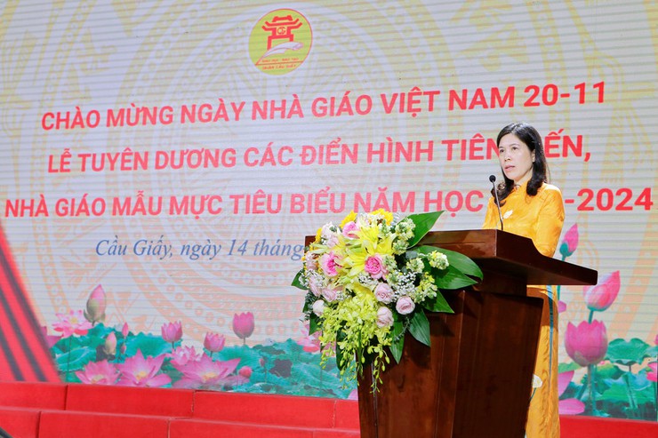 Quận Cầu Giấy tuyên dương điển hình tiên tiến, nhà giáo mẫu mực- Ảnh 2.