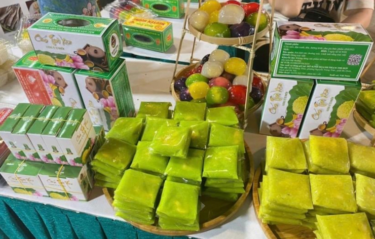 Quận Ba Đình: Khai mạc Tuần lễ khuyến mãi kích cầu tiêu dùng phố kinh doanh dịch vụ Ngọc Khánh- Ảnh 2.