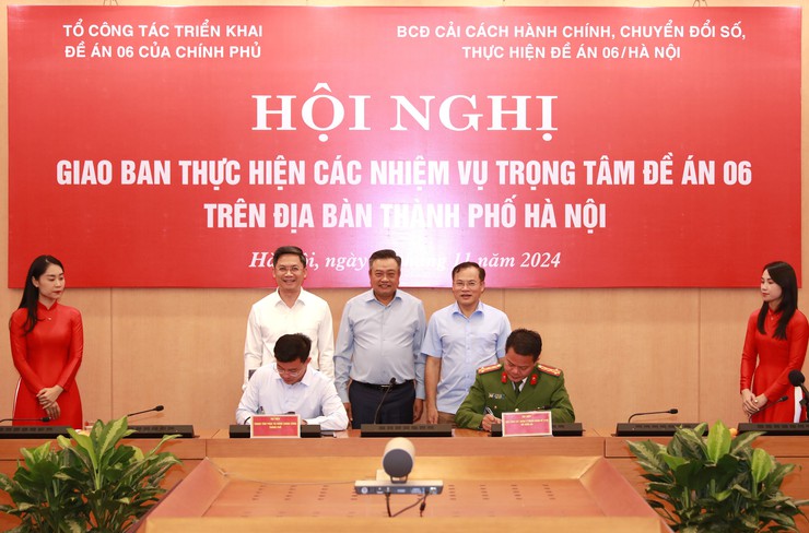 Trung tâm Phục vụ hành chính công Hà Nội quyết tâm hiện thực hóa các mục tiêu của Đề án 06- Ảnh 1.