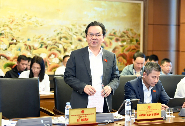 Đoàn đại biểu Quốc hội thành phố Hà Nội thảo luận tại tổ một số dự án Luật- Ảnh 3.