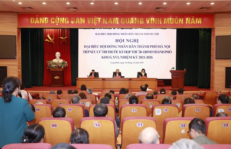 Cử tri quận Long Biên kiến nghị về bất cập giá nhà đền bù tái định cư- Ảnh 1.