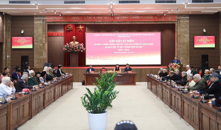 Tri ân sâu sắc những đóng góp, hy sinh của các chiến sĩ cách mạng bị địch bắt tù đày Thành phố- Ảnh 1.