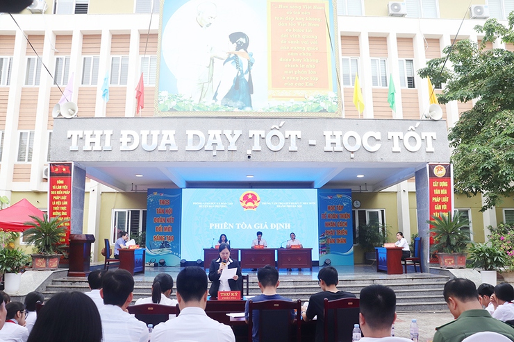 Ngành Giáo dục huyện Đan Phượng hưởng ứng Ngày Pháp luật Việt Nam- Ảnh 3.