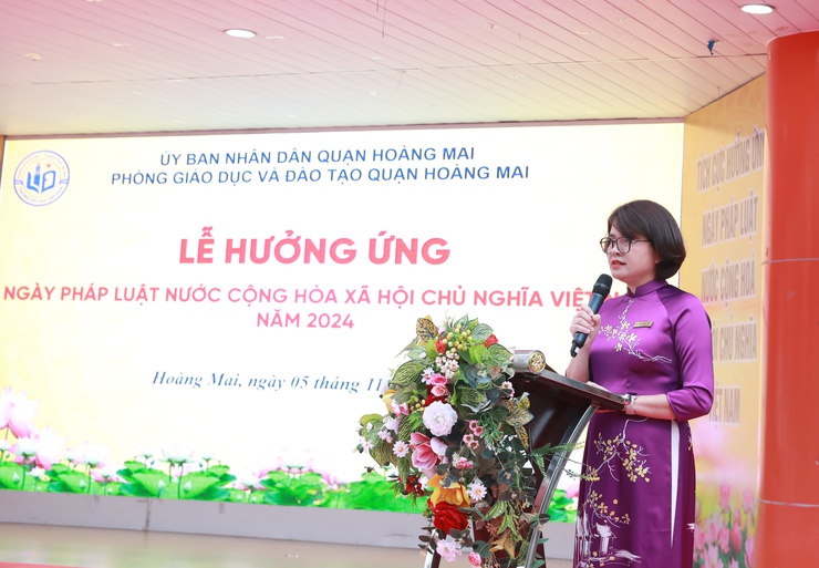 Ngành Giáo dục và Đào tạo quận Hoàng Mai hưởng ứng "Ngày Pháp luật Việt Nam năm 2024"- Ảnh 3.