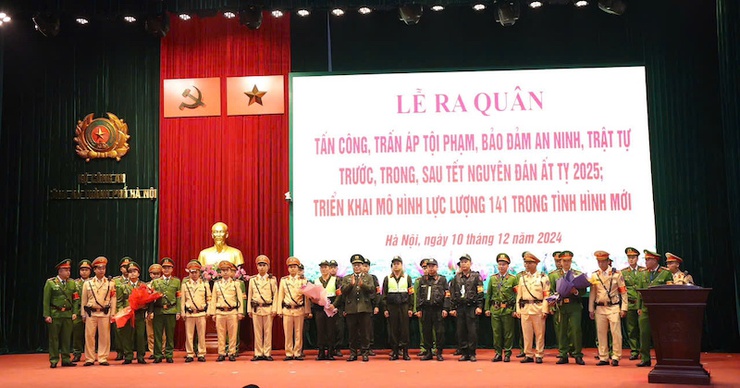 Công an Hà Nội triển khai mô hình 141 mới, ra quân trấn áp tội phạm dịp Tết- Ảnh 4.