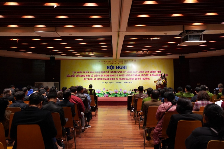 Hà Nội phổ biến các quy định mới về kinh doanh dịch vụ karaoke, vũ trường- Ảnh 2.