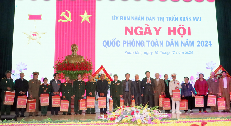 Thị trấn Xuân Mai tổ chức điểm Ngày hội Quốc phòng toàn dân năm 2024- Ảnh 4.