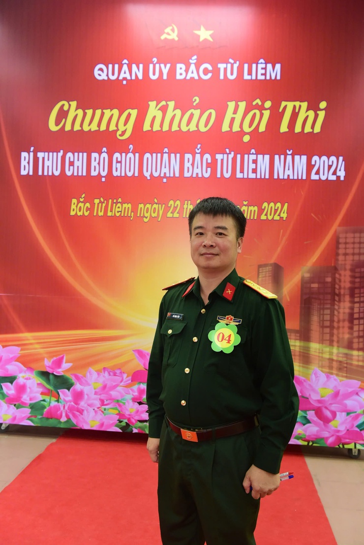 Người cán bộ chính trị được đồng đội tín nhiệm- Ảnh 1.