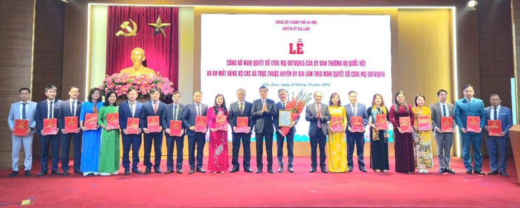 Huyện Gia Lâm: Ra mắt Đảng bộ 5 đơn vị hành chính mới sau sáp nhập- Ảnh 4.