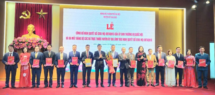 Huyện Gia Lâm: Ra mắt Đảng bộ 5 đơn vị hành chính mới sau sáp nhập- Ảnh 6.
