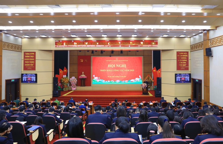 Viện Kiểm sát Nhân dân thành phố Hà Nội triển khai công tác năm 2025- Ảnh 1.