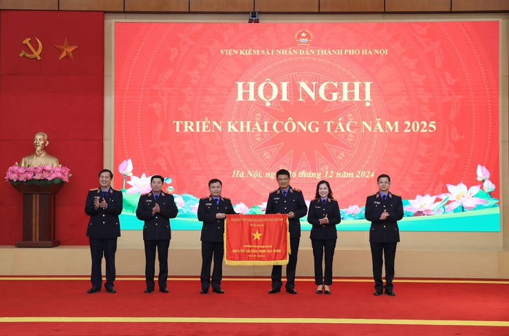Viện Kiểm sát Nhân dân thành phố Hà Nội triển khai công tác năm 2025- Ảnh 2.