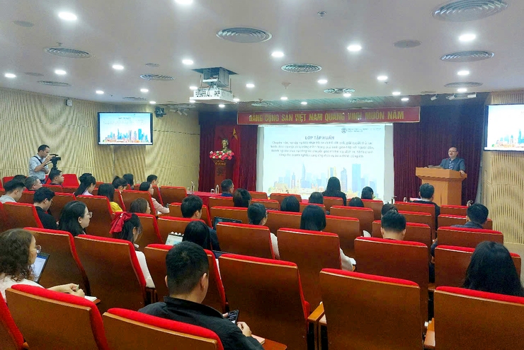 Tập huấn nâng cao kỹ năng tiếp nhận giải quyết thủ tục hành chính- Ảnh 1.