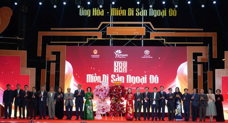 Khai mạc chương trình quảng bá du lịch “Ứng Hòa - Miền di sản ngoại đô”- Ảnh 1.