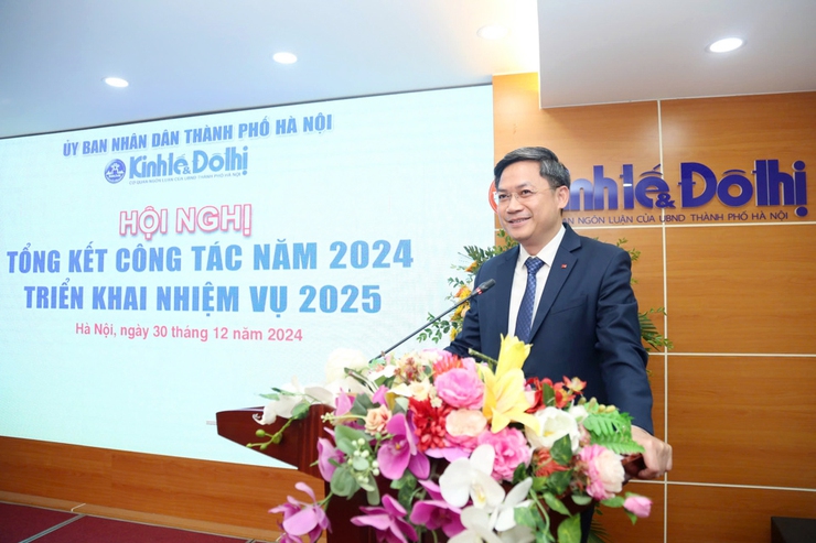 Economic & Urban Newspaper urged to lead city's effort in promoting cultural industry- Ảnh 2. Economic & Urban Newspaper urged to lead city's effort in promoting cultural industry- Ảnh 2.