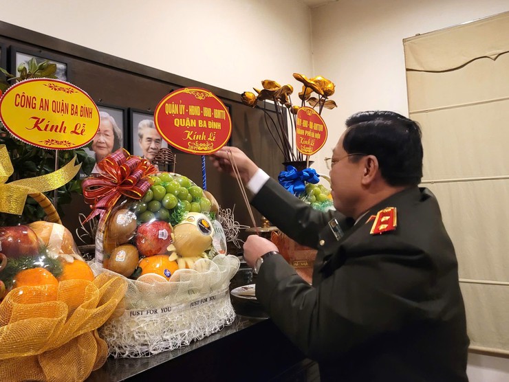 Tri ân Giáo sư Tạ Quang Bửu nhân kỷ niệm 80 năm Ngày thành lập Quân đội nhân dân Việt Nam- Ảnh 1.