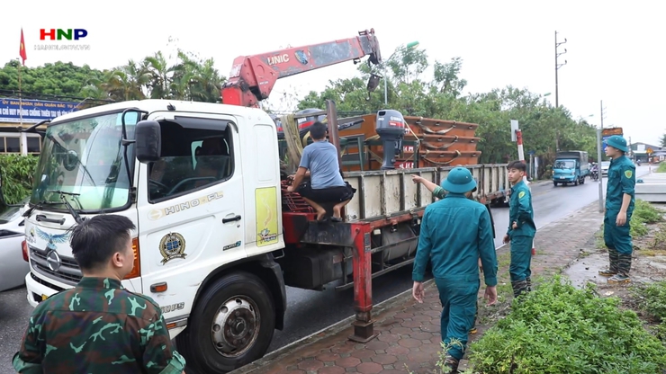 Chủ tịch UBND thành phố Hà Nội: Quyết tâm bảo đảm an toàn cao nhất cho người dân, nhất là hộ ven đê- Ảnh 1.