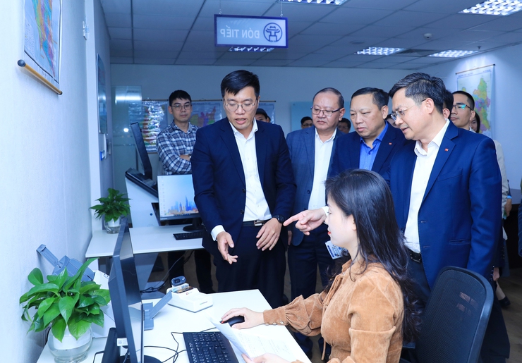 Từ ngày 02/01/2025, sử dụng bản sao chứng thực điện tử trong dịch vụ công trực tuyến trên địa bàn thành phố Hà Nội- Ảnh 1.