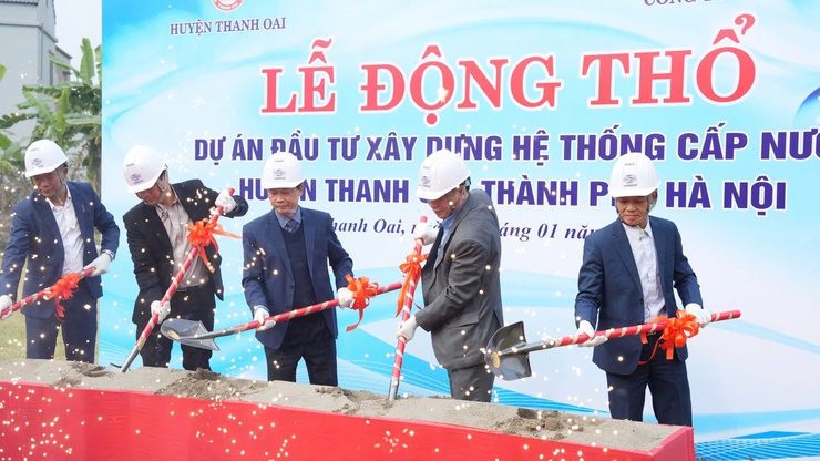 Khởi công Dự án cấp nước sinh hoạt cho 11 xã huyện Thanh Oai- Ảnh 4.