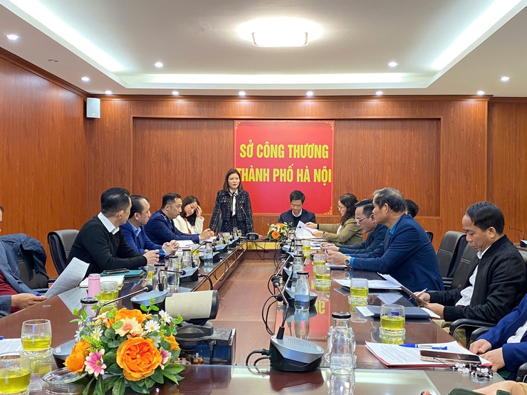 Hà Nội nỗ lực cung ứng đủ hàng hóa dịp Tết- Ảnh 2.