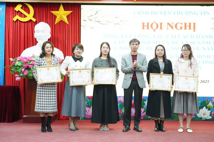 Huyện Thường Tín xác định chuyển đổi số là nhiệm vụ trọng tâm- Ảnh 5.