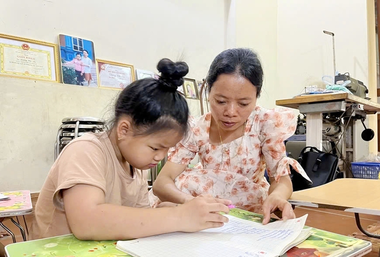 Nguồn vốn của Ngân hàng Chính sách xã hội: Thắp lên ước mơ của cô giáo tí hon- Ảnh 1.