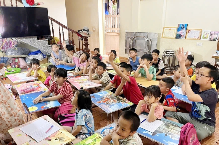 Nguồn vốn của Ngân hàng Chính sách xã hội: Thắp lên ước mơ của cô giáo tí hon- Ảnh 2.