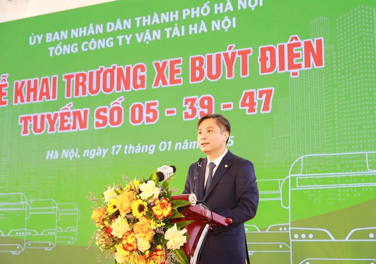 Tổng Công ty Vận tải Hà Nội khai trương 3 tuyến buýt điện thí điểm số 05, 39, 47- Ảnh 2.