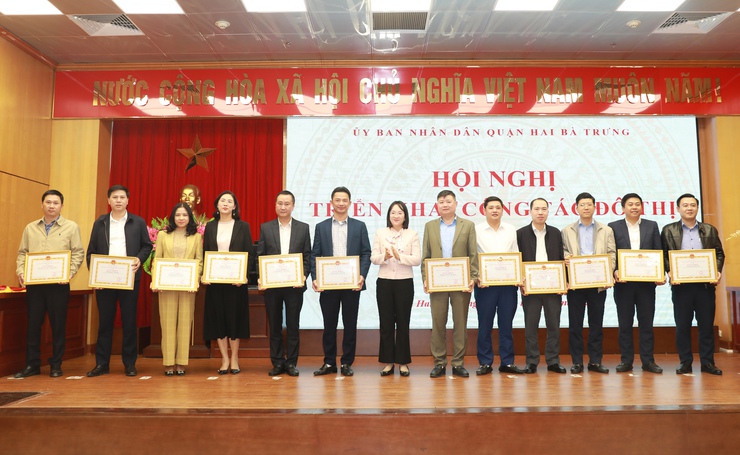 Quận Hai Bà Trưng: Bộ mặt đô thị chuyển biến, cải tạo nhiều không gian công cộng phục vụ nhân dân- Ảnh 4.