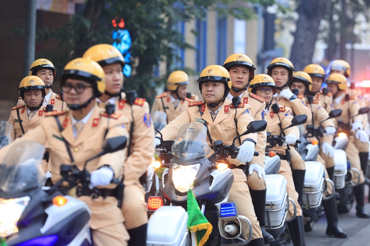 Lễ ra quân Năm An toàn giao thông 2025- Ảnh 6.