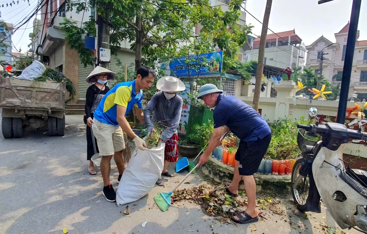 Hoài Đức tích hưởng ứng phong trào sáng, xanh, sạch, đẹp bằng nhiều hoạt động thiết thực- Ảnh 1.