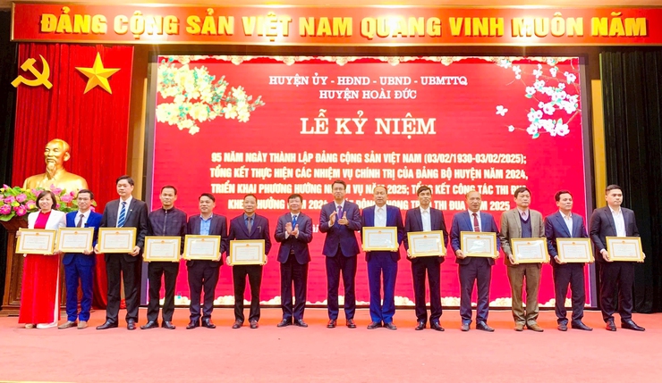 Hoài Đức phát động phong trào thi đua năm 2025- Ảnh 3.