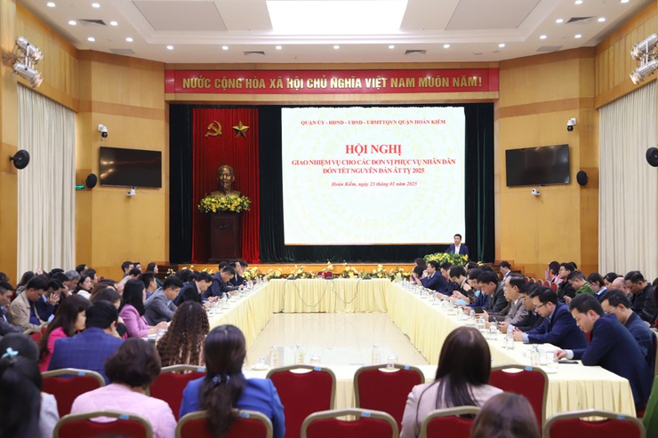 Quận Hoàn Kiếm: Đảm bảo Nhân dân đón Tết an toàn- Ảnh 1.