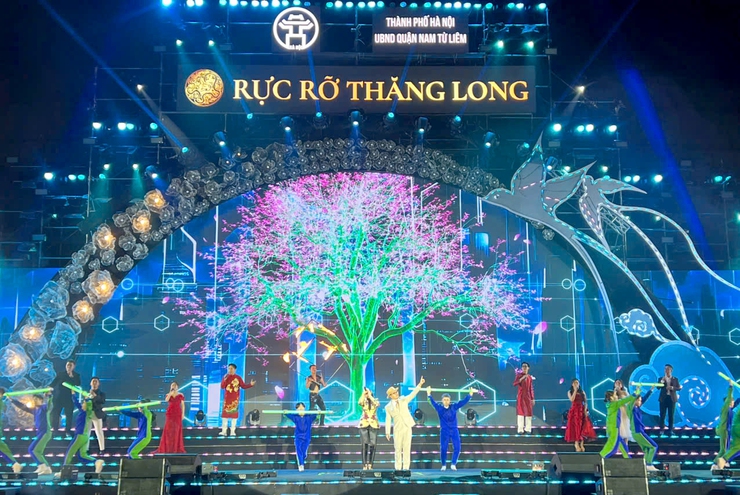 “Rực Rỡ Thăng Long” 2025: mang tinh thần mùa xuân đến khắp mọi miền- Ảnh 5.