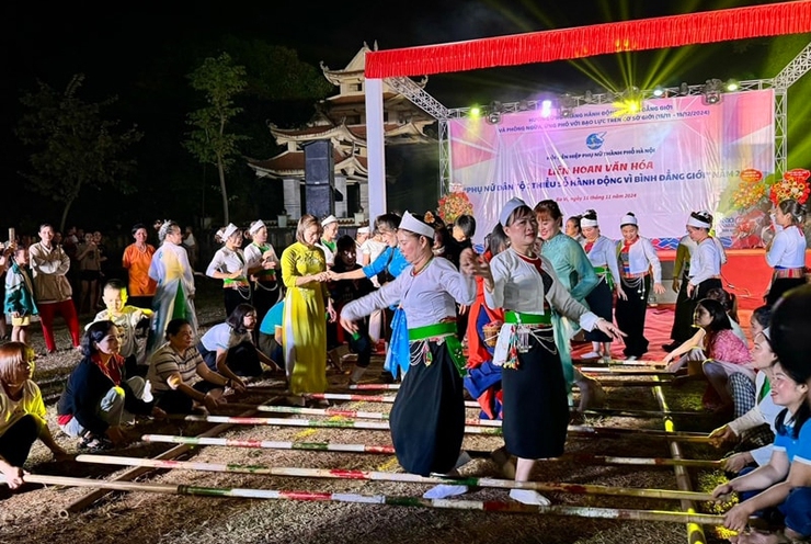 10 dấu ấn sự kiện nổi bật của Hội LHPN Hà Nội năm 2024- Ảnh 7.