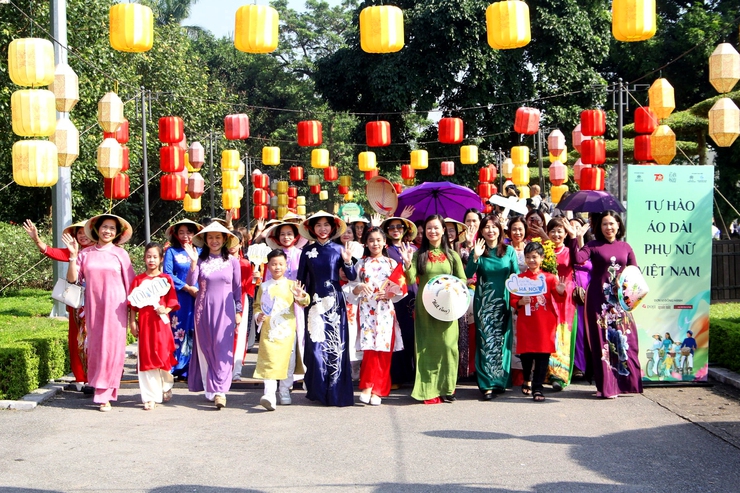 10 dấu ấn sự kiện nổi bật của Hội LHPN Hà Nội năm 2024- Ảnh 1.