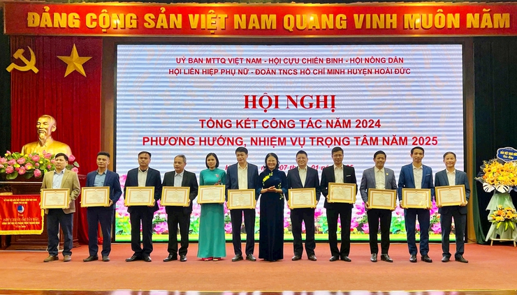Ủy ban MTTQ Việt Nam huyện Hoài Đức tích cực tham gia xây dựng Đảng, xây dựng chính quyền vững mạnh- Ảnh 3.