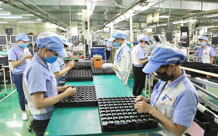 Chỉ số sản xuất công nghiệp của Hà Nội năm 2024 tăng gần 6%- Ảnh 1.
