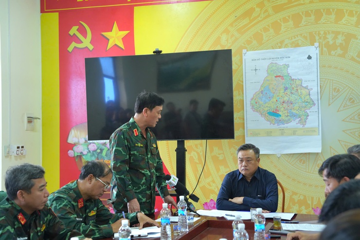 Chủ tịch UBND Thành phố kiểm tra, chỉ đạo công tác khắc phục hậu quả mưa lũ tại 2 xã Đa Phúc, Trung Giã- Ảnh 3.