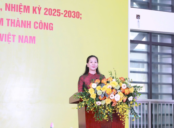 Phường Tương Mai khen thưởng công tác tổ chức Đại hội Đảng bộ phường lần thứ I và các sự kiện A80- Ảnh 2.