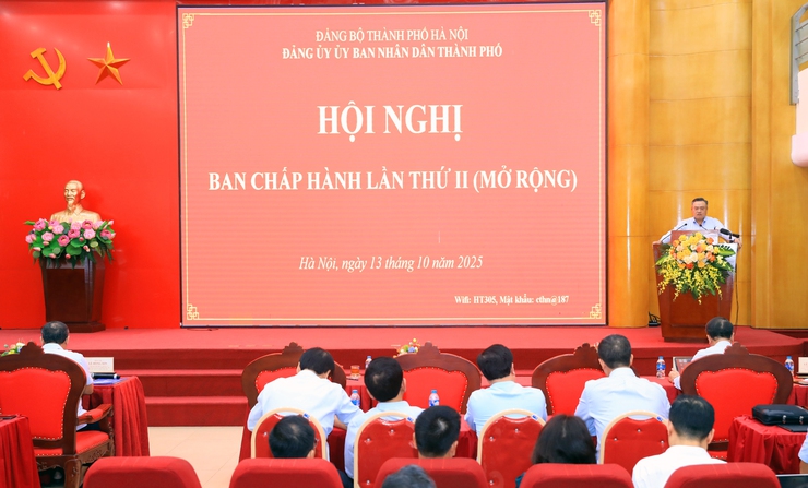 Quyết tâm phấn đấu đạt mức tăng trưởng 8-8,5% năm 2025- Ảnh 1.