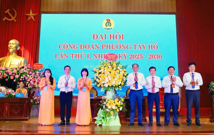 Quyết tâm đổi mới, xây dựng Công đoàn Tây Hồ vững mạnh từ cơ sở- Ảnh 3.